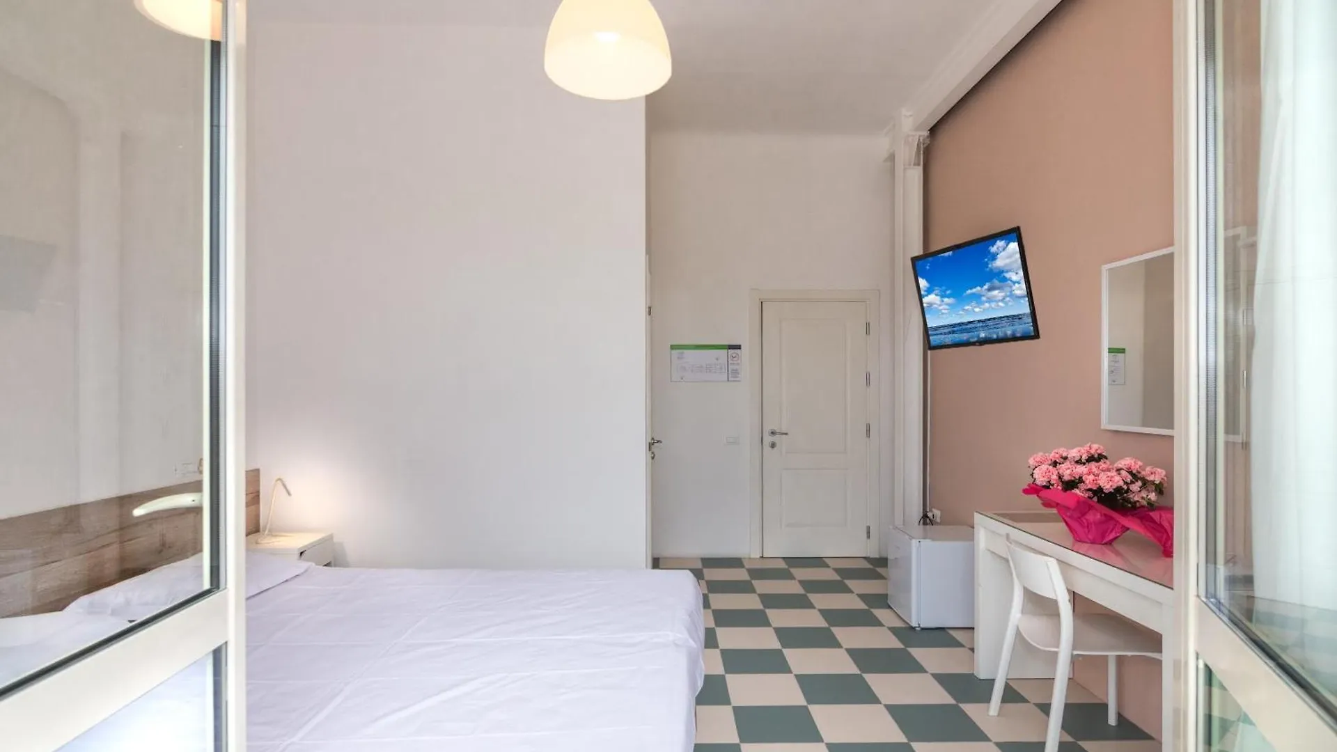 Hotel Happy Marina di Pietrasanta Italia