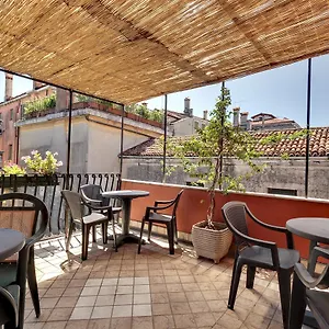 casa-di-sara-venice.hotelinveneto.com/