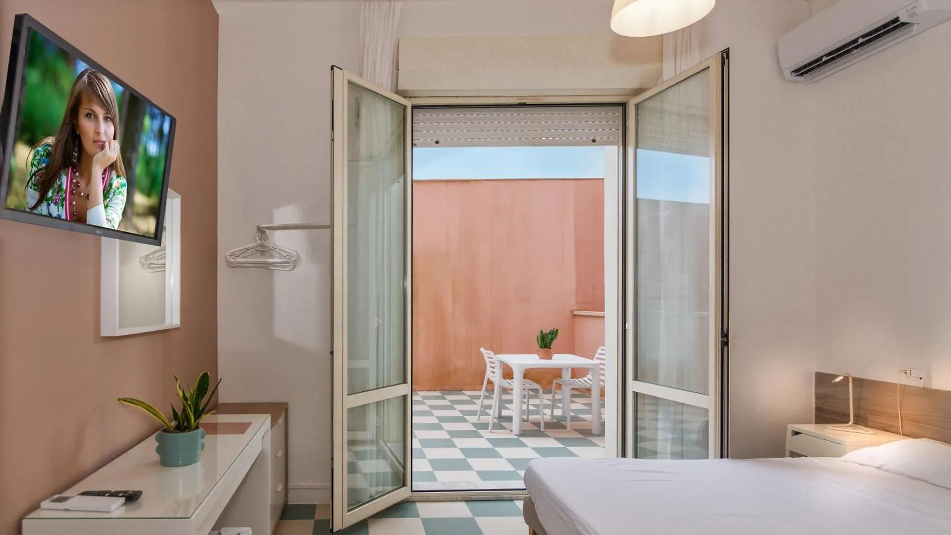 ***  Hotel Happy Marina di Pietrasanta Italy