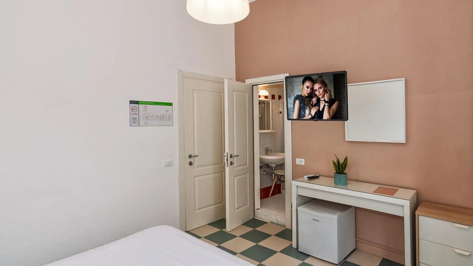 Hotel Happy Marina di Pietrasanta 3*,